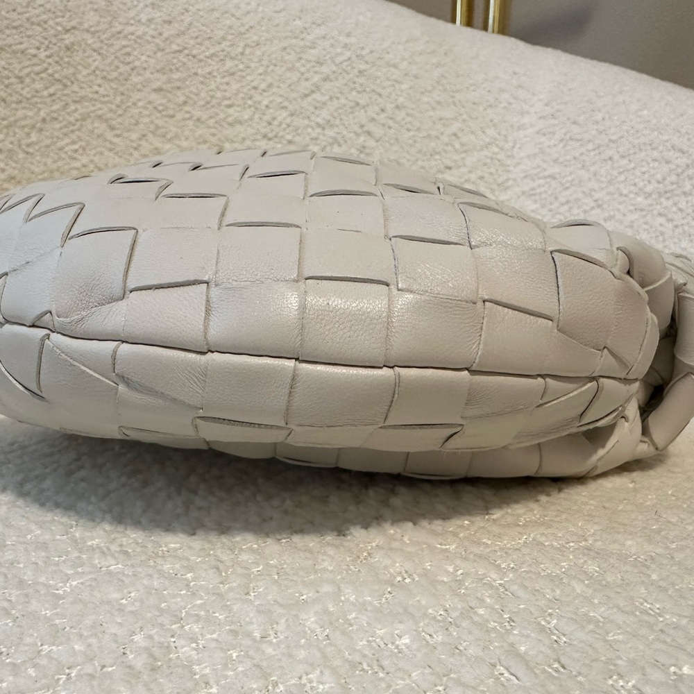 Bottega Veneta Chalk White Woven Bag - Picture 7 of 14